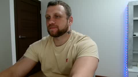 Snapshot of malchyshka chatting on June 1, 4:41 pm malchyshka online show from June 1, 4:41 pm