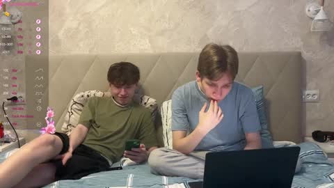 Snapshot of malcolm_yang chatting on December 27, 2:43 pm Tom and Mark 3 online show from December 27, 2:43 pm