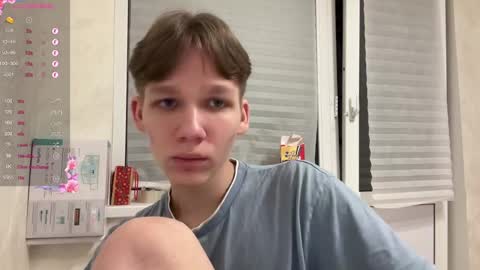 Snapshot of malcolm_yang chatting on January 24, 4:49 pm Tom and Mark 3 online show from January 24, 4:49 pm