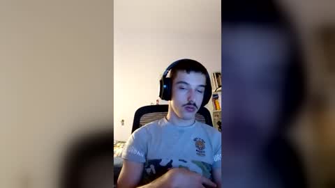 male20y online show from June 26, 11:42 pm