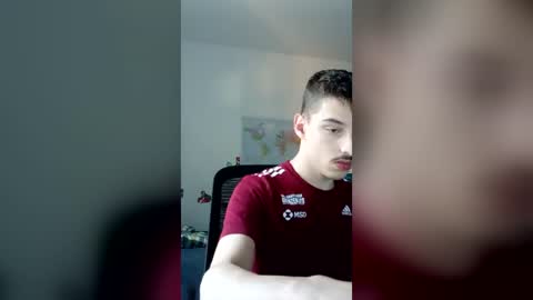 male20y online show from July 10, 5:26 pm