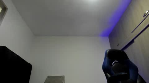 ADAM         online show from October 29, 2:47 am