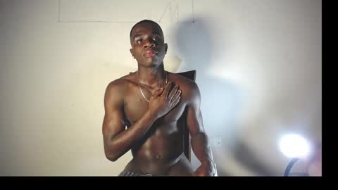 Snapshot of male_ref chatting on February 3, 6:40 am male_ref online show from February 3, 6:40 am