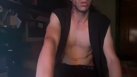 Snapshot of malebolgia_x chatting on June 24, 8:57 am Erogothh online show from June 24, 8:57 am