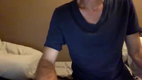 Snapshot of malefrench1 chatting on October 19, 5:08 am malefrench1 online show from October 19, 5:08 am