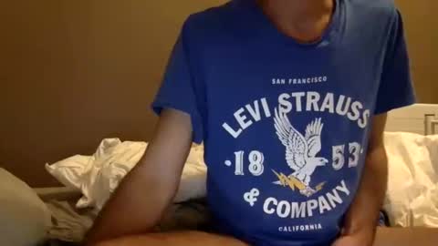 Snapshot of malefrench1 chatting on October 25, 5:37 am malefrench1 online show from October 25, 5:37 am