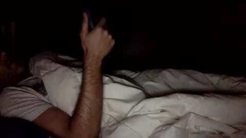 Snapshot of malefrench1 chatting on December 18, 6:19 am malefrench1 online show from December 18, 6:19 am