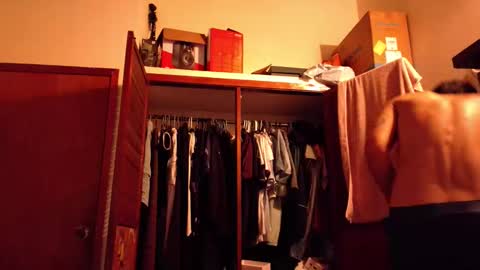 Snapshot of malekthick chatting on March 26, 11:05 am malekthick online show from March 26, 11:05 am