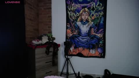Alice Asylum online show from May 28, 1:03 am