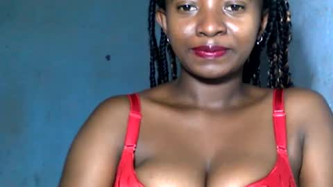 Snapshot of malinah01 chatting on December 12, 6:31 pm malinah01 online show from December 12, 6:31 pm