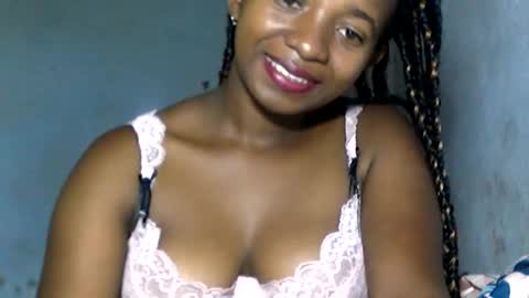 Snapshot of malinah01 chatting on December 16, 2:49 pm malinah01 online show from December 16, 2:49 pm