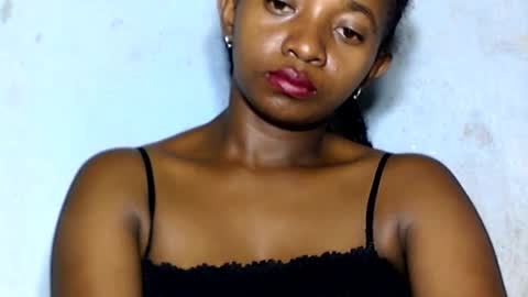 Snapshot of malinah01 chatting on December 26, 6:54 pm malinah01 online show from December 26, 6:54 pm