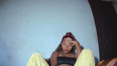 Snapshot of malinah01 chatting on September 16, 10:00 pm malinah01 online show from September 16, 10:00 pm