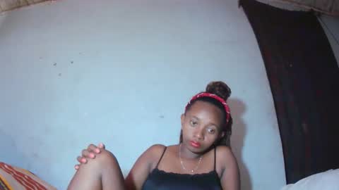 Snapshot of malinah01 chatting on September 17, 10:17 am malinah01 online show from September 17, 10:17 am