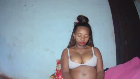 Snapshot of malinah01 chatting on September 24, 6:22 pm malinah01 online show from September 24, 6:22 pm
