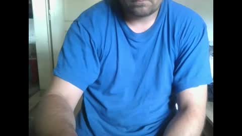 Snapshot of malincik chatting on June 16, 9:23 am HornyJohny online show from June 16, 9:23 am