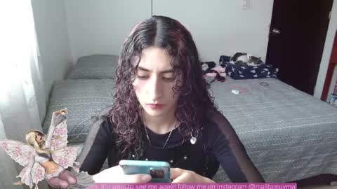 Snapshot of malitamuymal22 chatting on December 3, 9:23 pm Malita online show from December 3, 9:23 pm