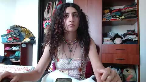 Snapshot of malitamuymal22 chatting on November 6, 9:59 pm Malita online show from November 6, 9:59 pm