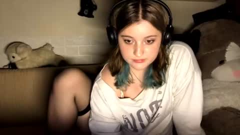 malliedains online show from July 31, 4:17 pm
