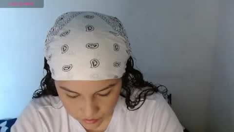 Snapshot of malorymorgantt chatting on April 2, 8:17 pm MI INSTAGRAM soy glory01 online show from April 2, 8:17 pm