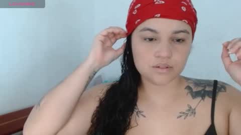 Snapshot of malorymorgantt chatting on April 17, 3:48 pm MI INSTAGRAM soy glory01 online show from April 17, 3:48 pm