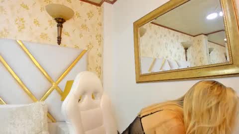 MalorySweet  online show from October 15, 11:43 am