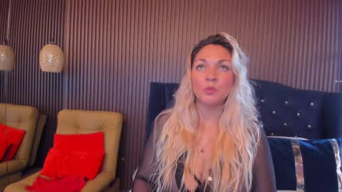 Snapshot of malorysweet chatting on May 29, 12:36 pm MalorySweet online show from May 29, 12:36 pm