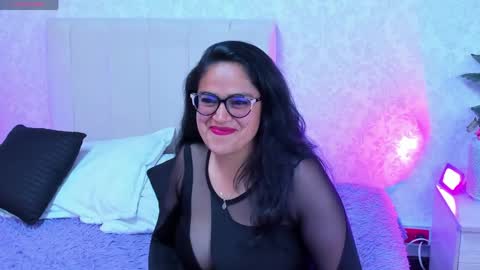 Milu online show from April 3, 3:37 am