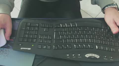 Snapshot of maly246 chatting on February 27, 8:58 am maly246 online show from February 27, 8:58 am