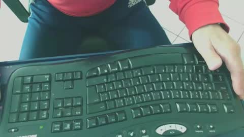 Snapshot of maly246 chatting on March 20, 10:31 am maly246 online show from March 20, 10:31 am