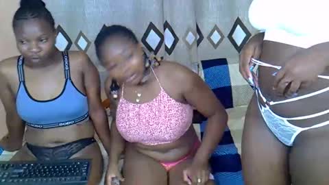 mama_pussie online show from February 2, 12:20 am