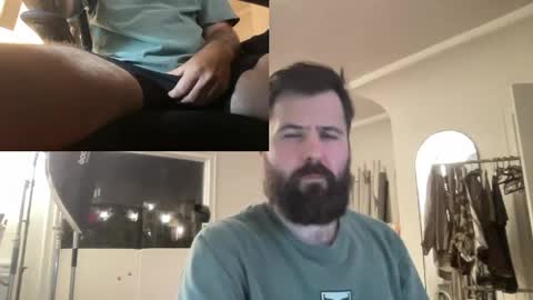 Snapshot of mamamylaramu chatting on June 2, 6:04 am mamamylaramu online show from June 2, 6:04 am