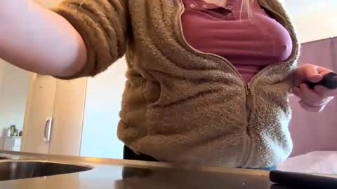 mamazita111 online show from March 6, 2:02 pm