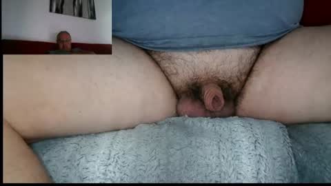 Snapshot of mambow99 chatting on July 12, 8:11 pm OLDMANFREE online show from July 12, 8:11 pm