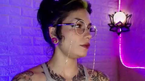 Snapshot of mamushka_ chatting on September 10, 5:29 am online show from September 10, 5:29 am