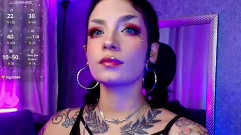 Snapshot of mamushka_ chatting on September 19, 10:54 pm online show from September 19, 10:54 pm