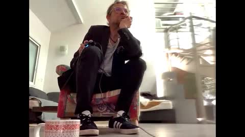 man38110 online show from March 2, 3:05 pm