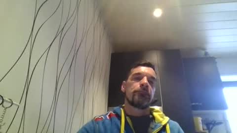 Snapshot of man_from_geaven chatting on February 10, 9:47 am man_from_geaven online show from February 10, 9:47 am