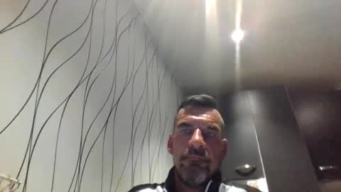 Snapshot of man_from_geaven chatting on October 2, 6:15 pm man_from_geaven online show from October 2, 6:15 pm