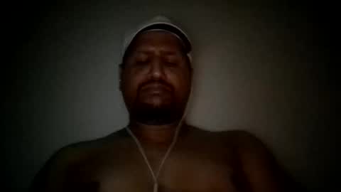 Snapshot of man_new chatting on February 13, 1:19 am Man new online show from February 13, 1:19 am