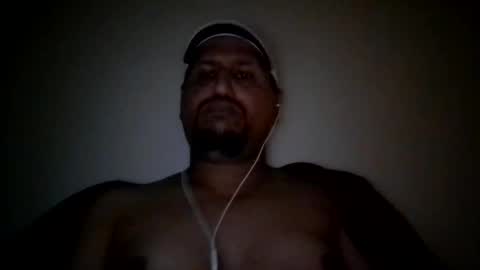 Snapshot of man_new chatting on February 19, 6:43 pm Man new online show from February 19, 6:43 pm