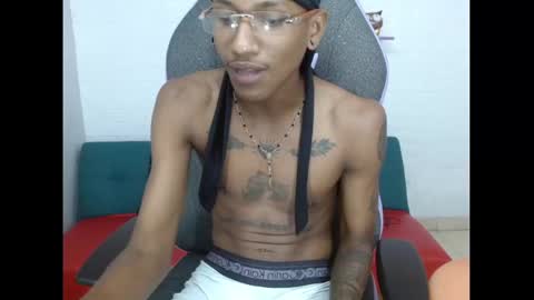 Snapshot of man_san11 chatting on December 23, 4:17 pm man_san11 online show from December 23, 4:17 pm