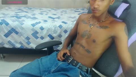 Snapshot of man_san11 chatting on December 27, 2:43 pm man_san11 online show from December 27, 2:43 pm