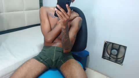 Snapshot of man_san11 chatting on January 10, 7:21 pm man_san11 online show from January 10, 7:21 pm