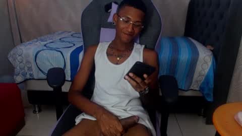 Snapshot of man_san11 chatting on January 12, 6:38 pm man_san11 online show from January 12, 6:38 pm