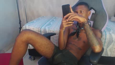 Snapshot of man_san11 chatting on January 24, 5:21 pm man_san11 online show from January 24, 5:21 pm