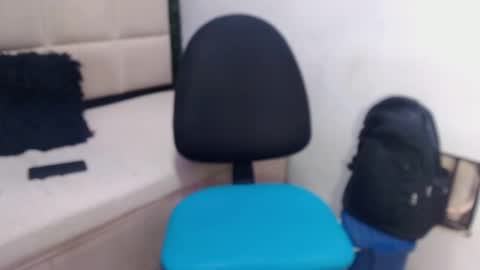 Snapshot of man_san11 chatting on February 4, 4:18 pm man_san11 online show from February 4, 4:18 pm