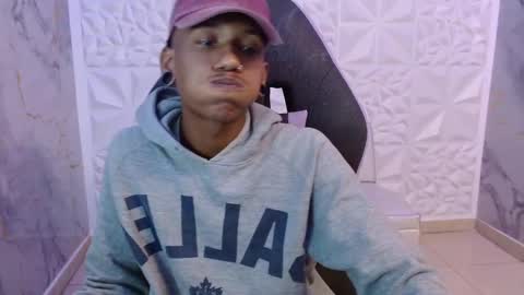 man_san11 online show from March 1, 5:15 pm