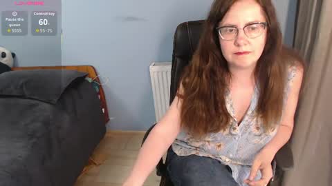 mandarinka28 online show from June 26, 7:02 am