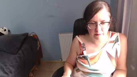 mandarinka28 online show from July 24, 8:12 am